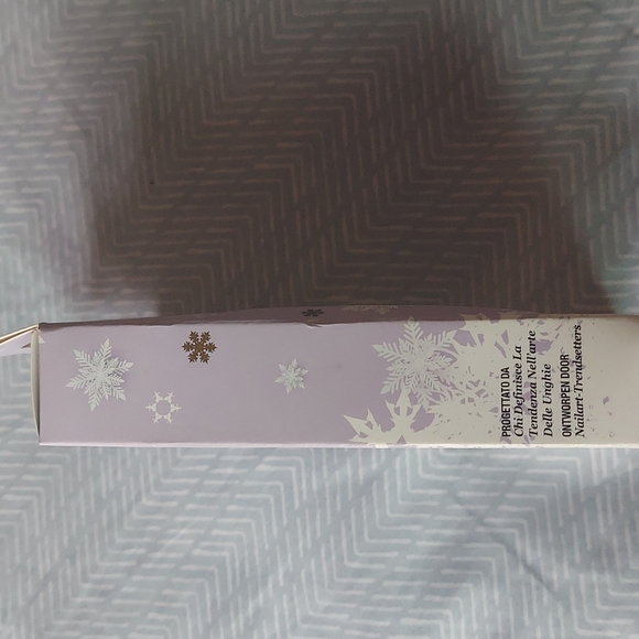 Sold Santa Red Christmas Nails Limited Edition - Picture 5 of 9